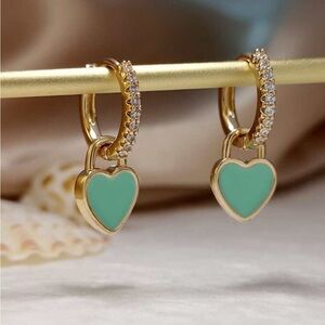 BRAND NEW💚SUPER CUTE Tiffany Blue & Gold Heart Earrings— two ways to wear!
